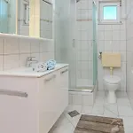 Markovic Apartman Vir
