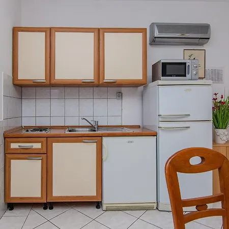 Apartment Markovic Vir